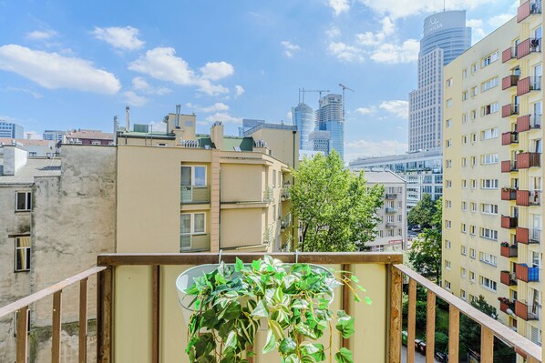 Balcony - Lumina apart on Aleje Solidarności (Warsaw)