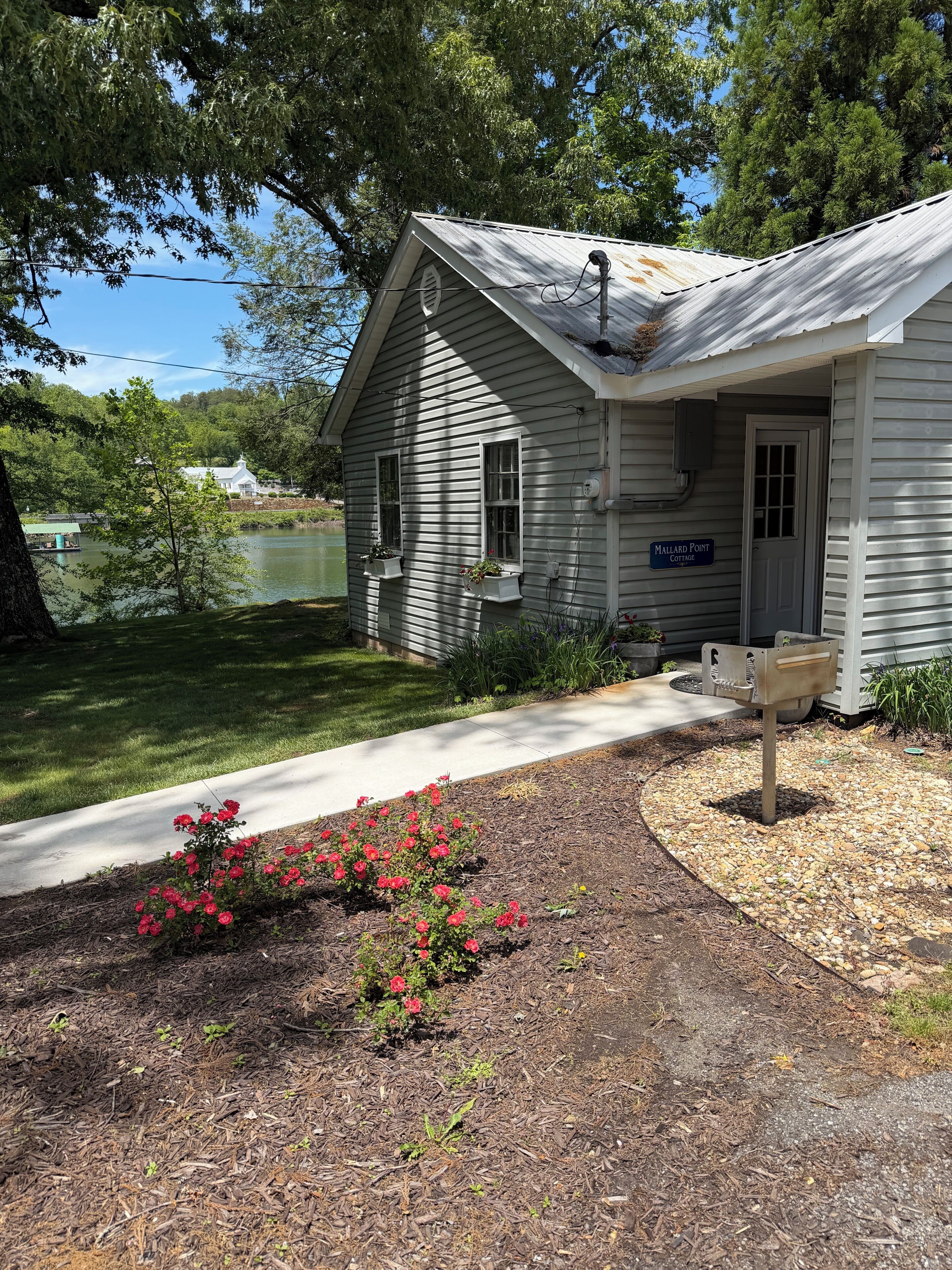 Cottage, 3 Bedrooms, Accessible, Lake View | Terrace/patio