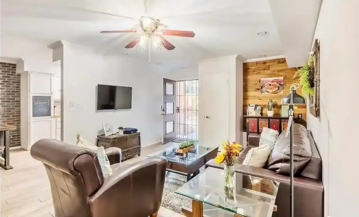 Rustic Charm in Old Town Scottsdale