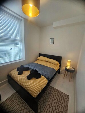 Appartamento Comfort, 2 camere da letto, vista mare | 2 camere, insonorizzazione, Wi-Fi gratuito, lenzuola