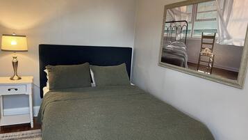 1 slaapkamer, een bureau, een strijkplank/strijkijzer, gratis wifi