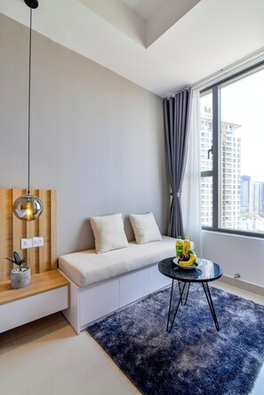 Apartamento superluxo, piscina particular, vista para o rio | Roupas de cama premium