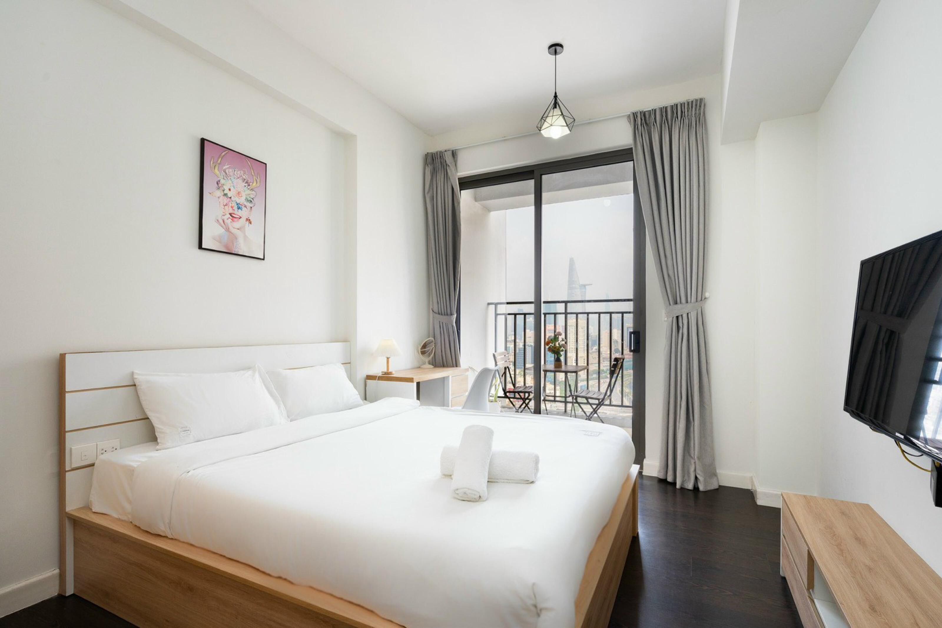 City Apartment | Premium bedding, memory-foam beds, minibar, in-room safe