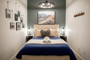 Deluxe Condo
