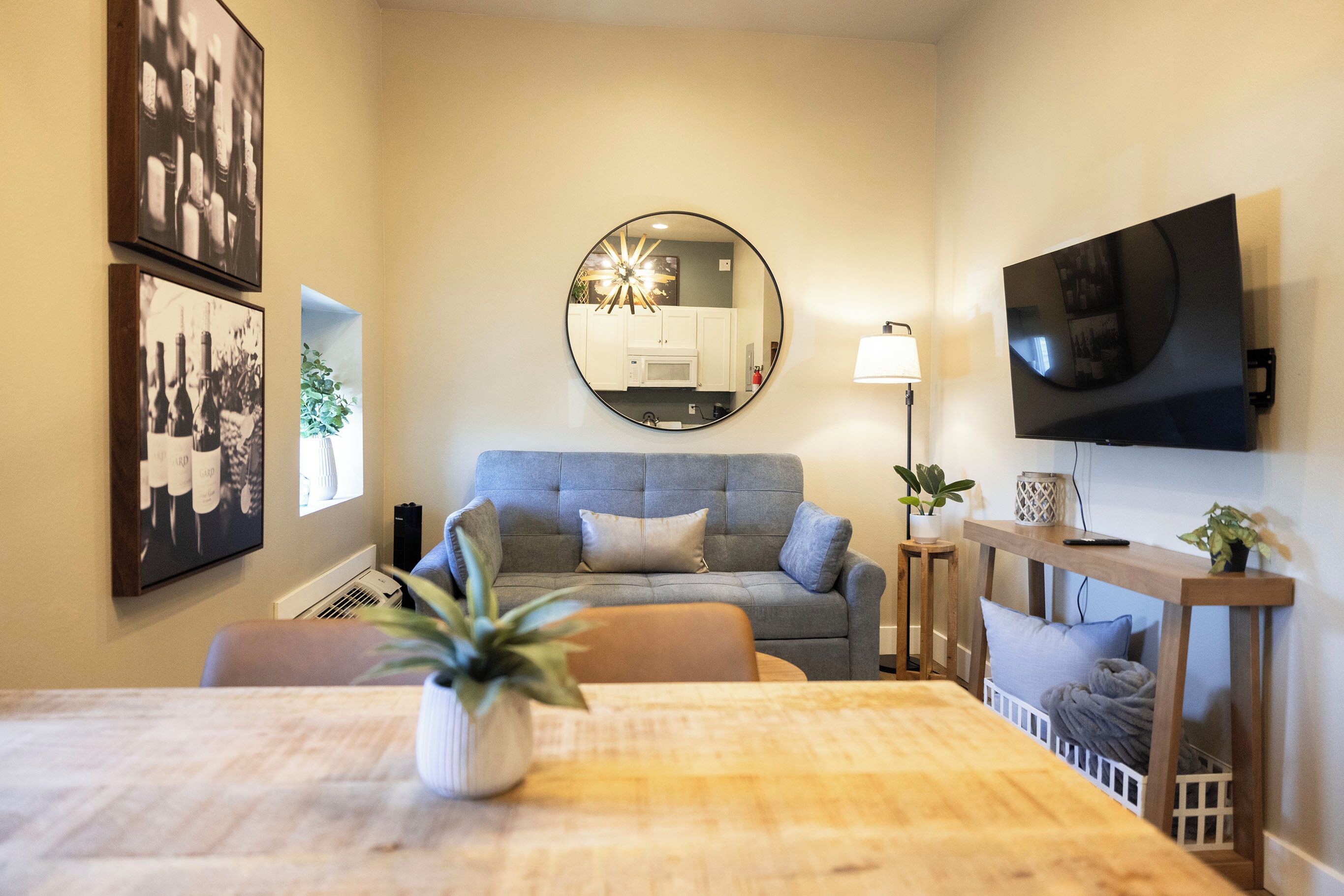 55-inch Smart TV with digital channels, Hulu, streaming services