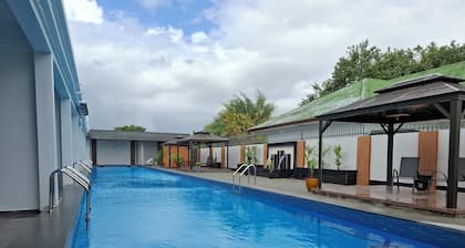 ANIRA Hotel & Suites