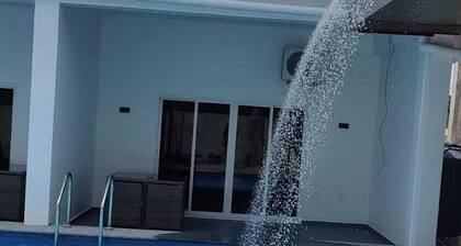 ANIRA Hotel & Suites