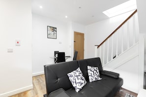 Interior - Cosy Large Flat Near Leeds City, Free Parking (Harehills)