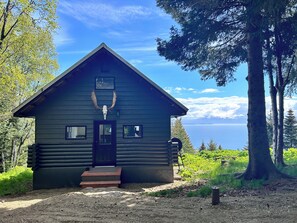 Exterior - Cozy home with a view, newly remodeled. (Homer)