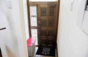 Interior - 樺音閣 One private house, Near the benten station, USJ and aquarium, and free Wi-Fi (大阪市港区弁天5丁目)