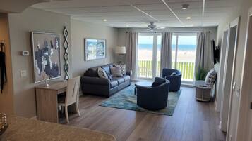 Luxury Penthouse, Ocean View | In-room safe, blackout curtains, iron/ironing board, free WiFi