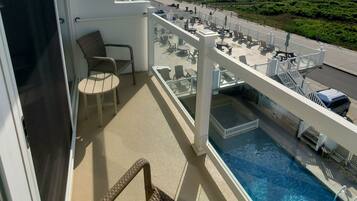 In-room safe, blackout curtains, iron/ironing board, free WiFi