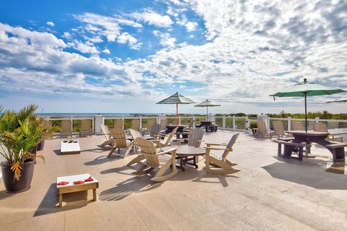 Water's Edge Ocean Resort