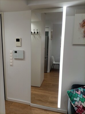 Interior detail - Urban MetroStay (Athens)