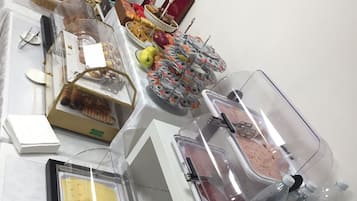 Petit déjeuner buffet compris tous les jours