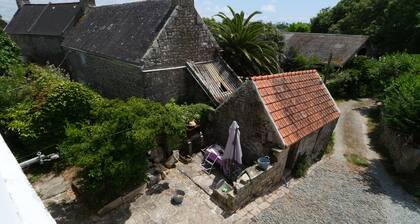 Vieux Corps de Ferme RĂ©novĂ©e Ă 5 min de la Plage et de la ForĂȘt !