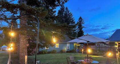 Daffodil Cottage! Downtown Packwood, walk to brewery, restaurants, shops! WIFI