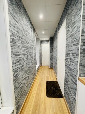 Interior - 1 Bedroom Apartment in Meaux (Meaux)