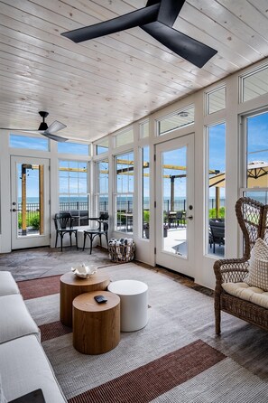 Smart TV, fireplace, books