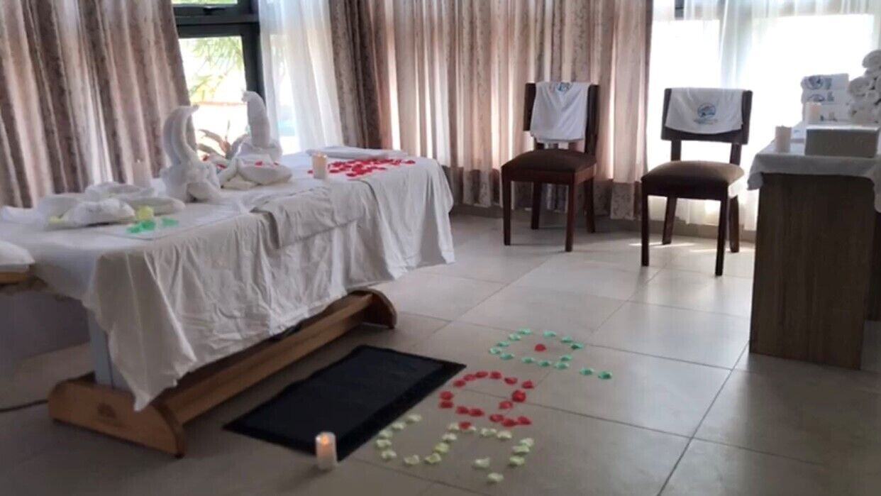 커플 트리트먼트룸, 딥티슈 마사지, 타이 마사지, 해변 마사지, 마사지 서비스