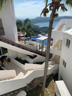 Property grounds - La Villa de Almudena (Acapulco)