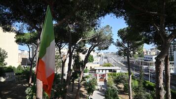 Hårtørrer, håndklæder, Toiletpapir