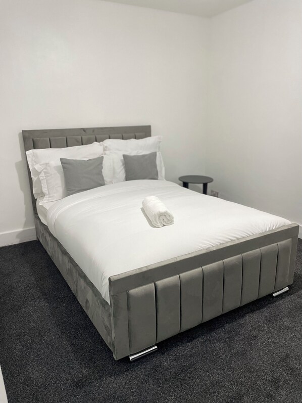 3 soverom, safe på rommet, skrivebord og strykejern/-brett