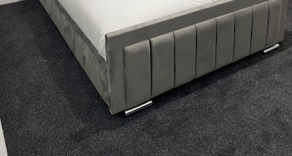 Chatham cosy 3 bedroom with free WiFi & parking