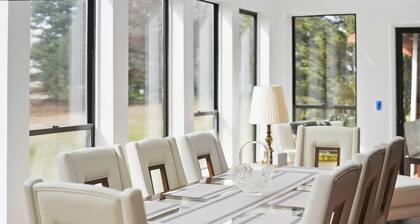 Summit Sanctuary: EV Ready Mountain Views