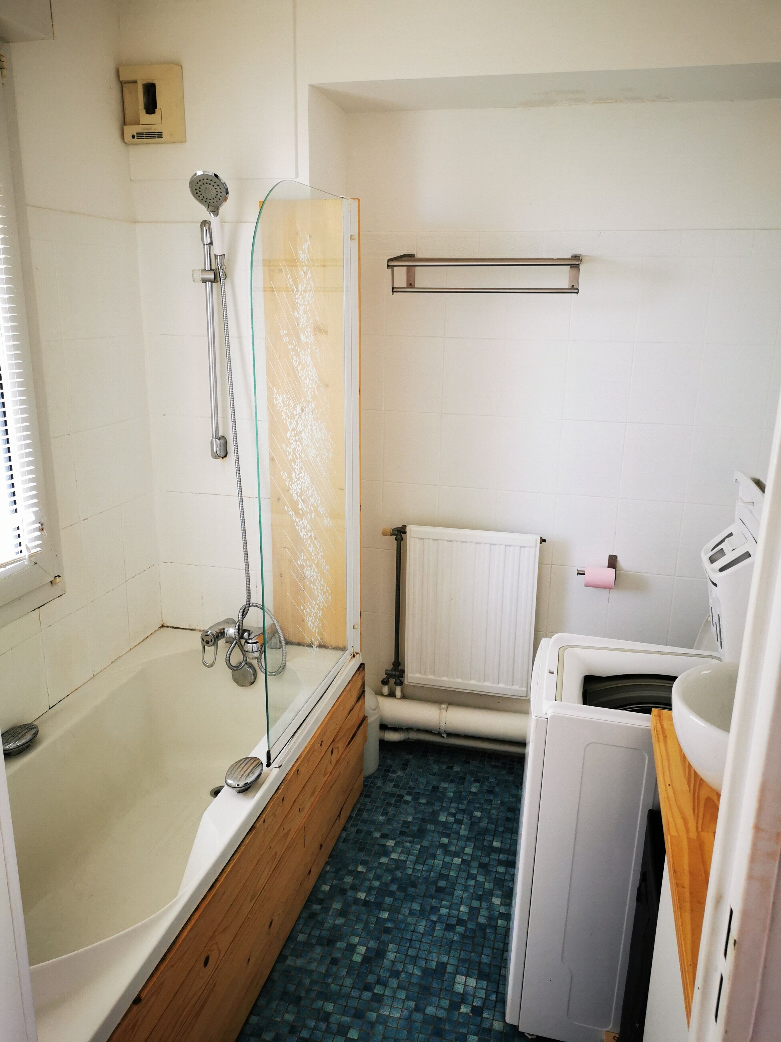 Douche, serviettes fournies