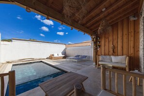 Pool - Holiday Home 'Maison De La Plage' with Private Pool, Wi-Fi and Air Conditioning (Hourtin)