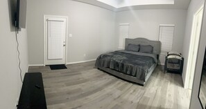 3 habitaciones, tabla de planchar con plancha y wifi gratis 