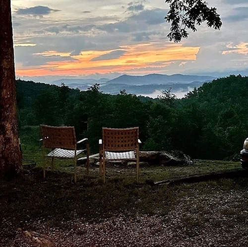SxS Lover's Paradise. Private home minutes from Royal Blue & Tackett Creek.
