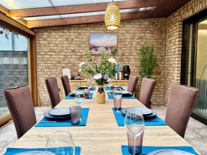 تناول الطعام