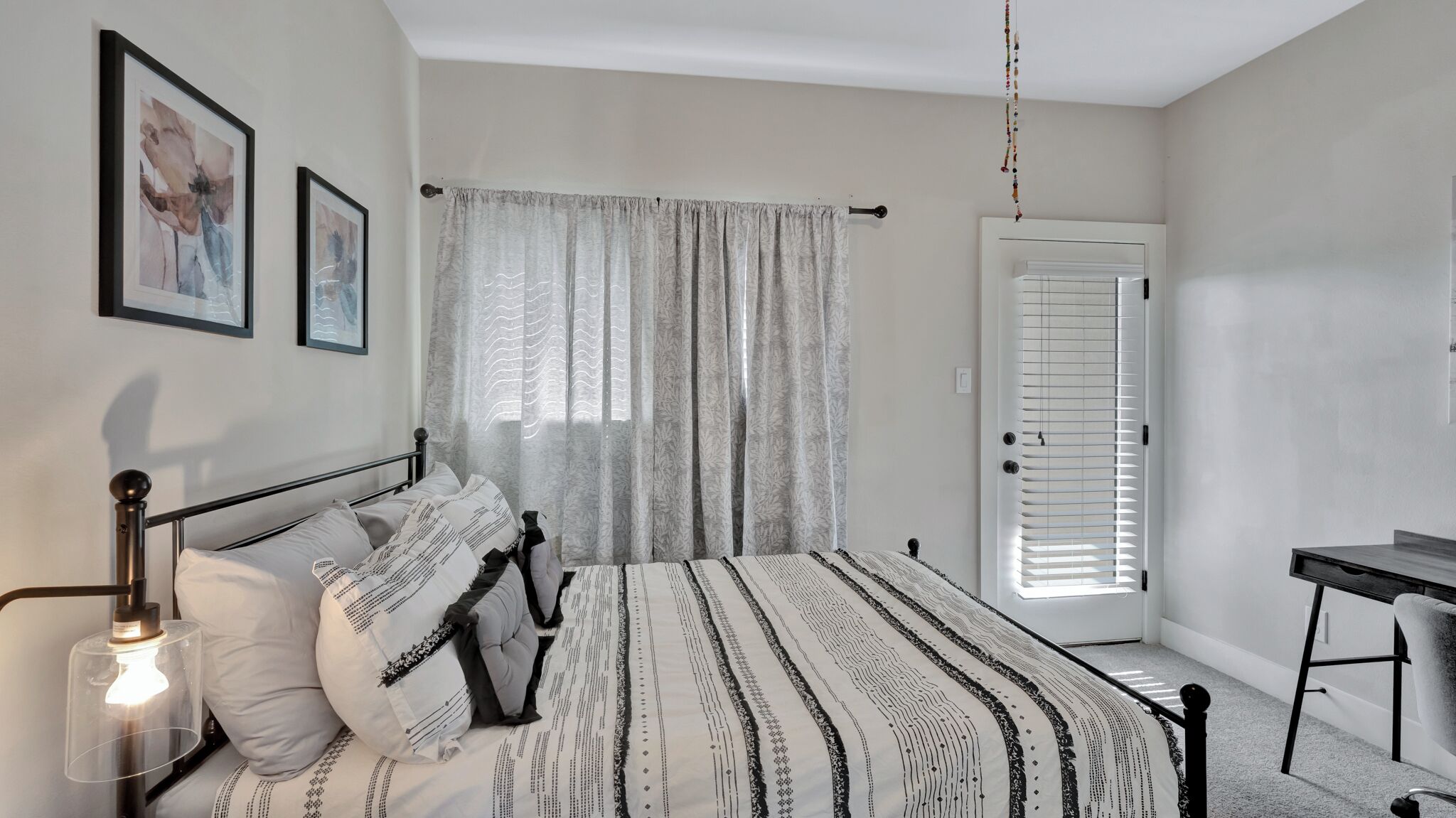 4 bedrooms, desk, iron/ironing board, travel cot