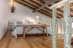 Suite Mezzanine Deluxe
