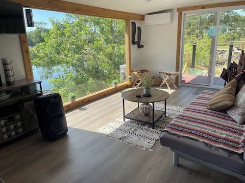 Luna’s Ranch - Little Lake House