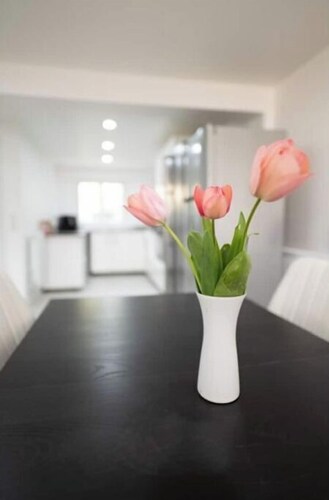 Entire 2-bedroom apartment. At Zarius