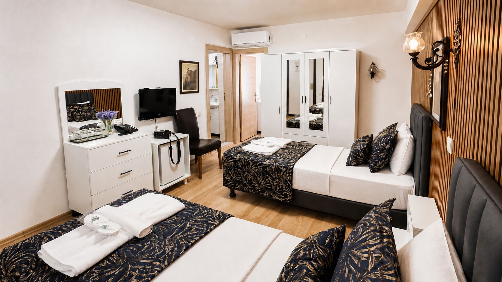 Suíte | Roupas de cama premium, frigobar, escrivaninha, berços grátis