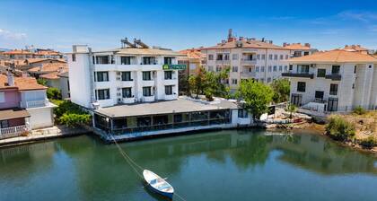 Olive Branch Hotel