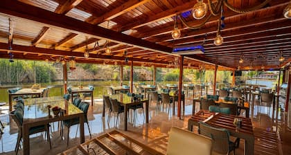 Olive Branch Hotel