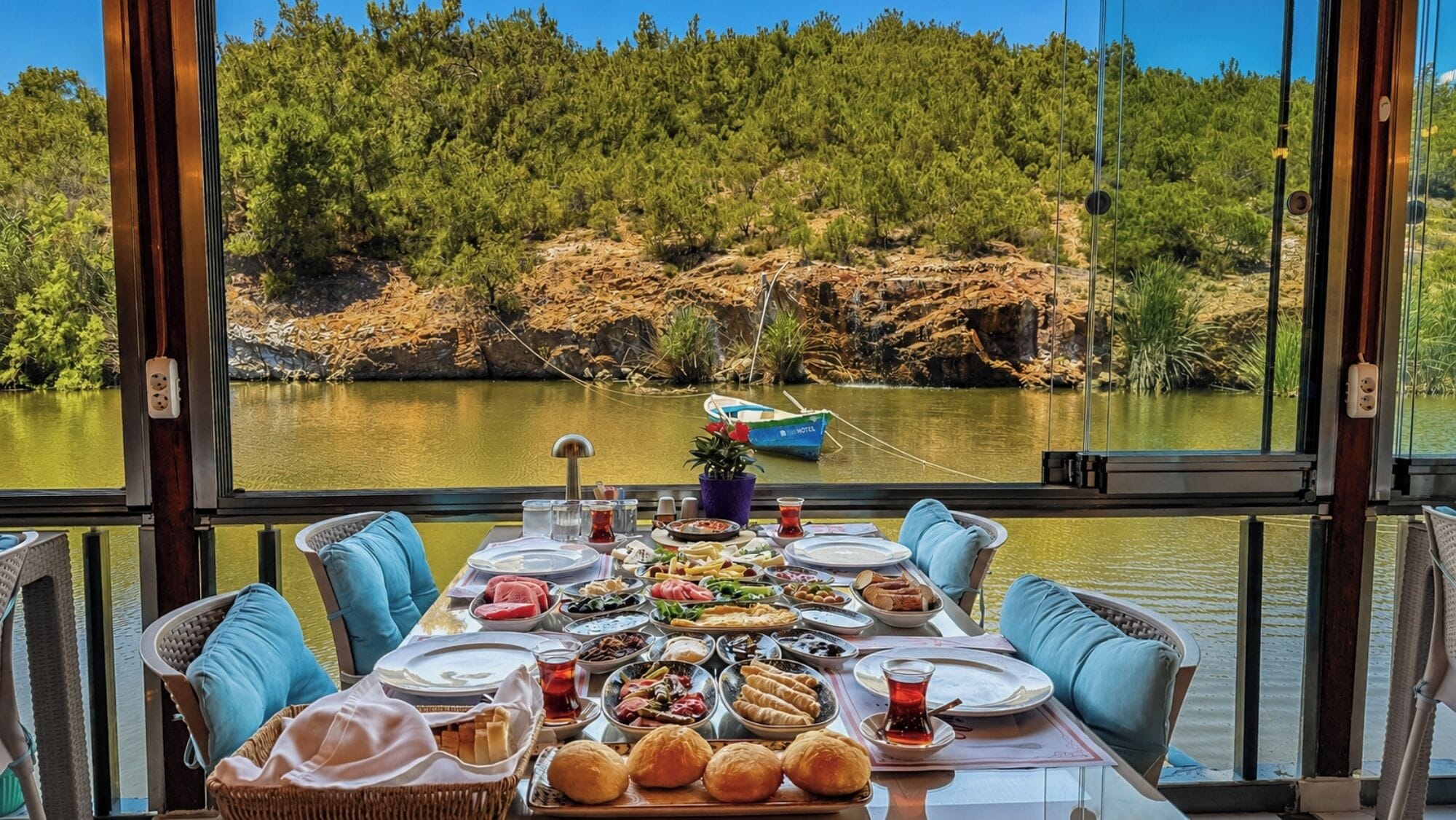 Kahvaltı servisi