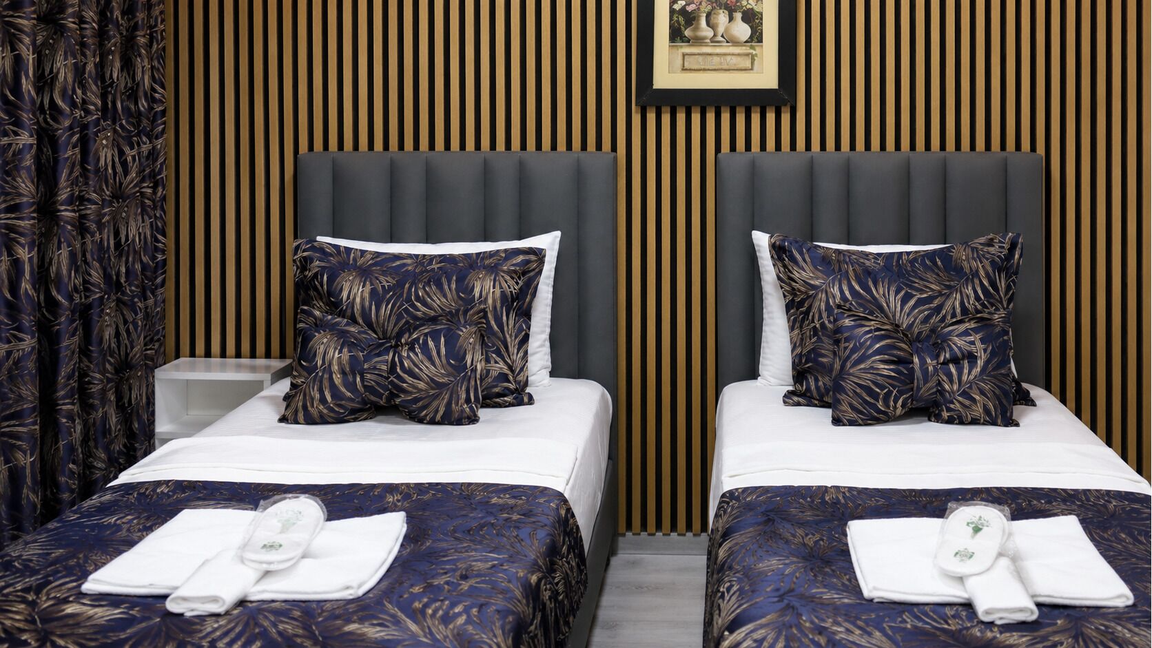 Ground Floor Double Room | Premium bedding, minibar, desk, free cribs/infant beds