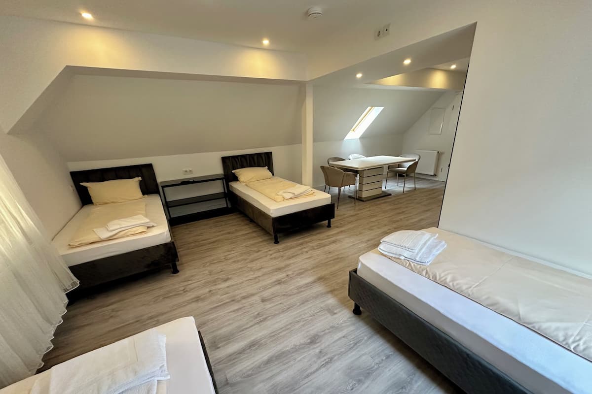 Quadruple Room, Kitchen