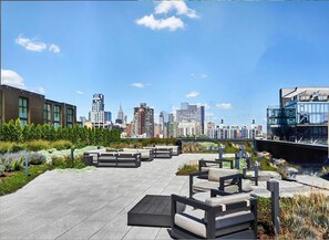 Terrace/patio - Luxury 1BR - Balcony- Elevator - Gym - Lounge -Rooftop -In Unit Laundry - Manhattan (New York)
