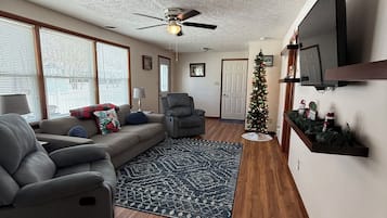 Smart TV, DVD player, books