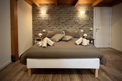 At Peter's Shed, superior quadruple room with private bathroom