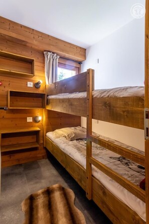 1 Schlafzimmer, Bügeleisen/Bügelbrett, Reisekinderbett, kostenloses WLAN