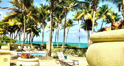 Fabulous Oceanfront Penthouse Villa- Live The Dream!!