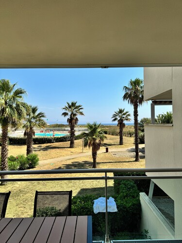 Apartment Les Goëlettes in Saint Cyprien Plage, sea view with swimming pool - 4 Pers